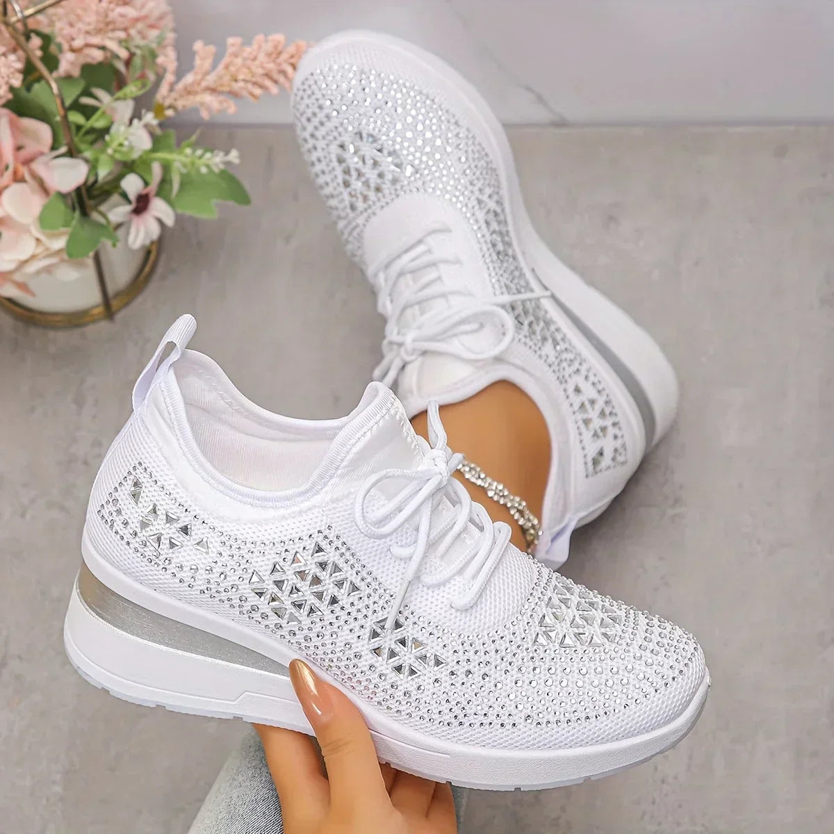 Assina | Baskets confort avec détails strass