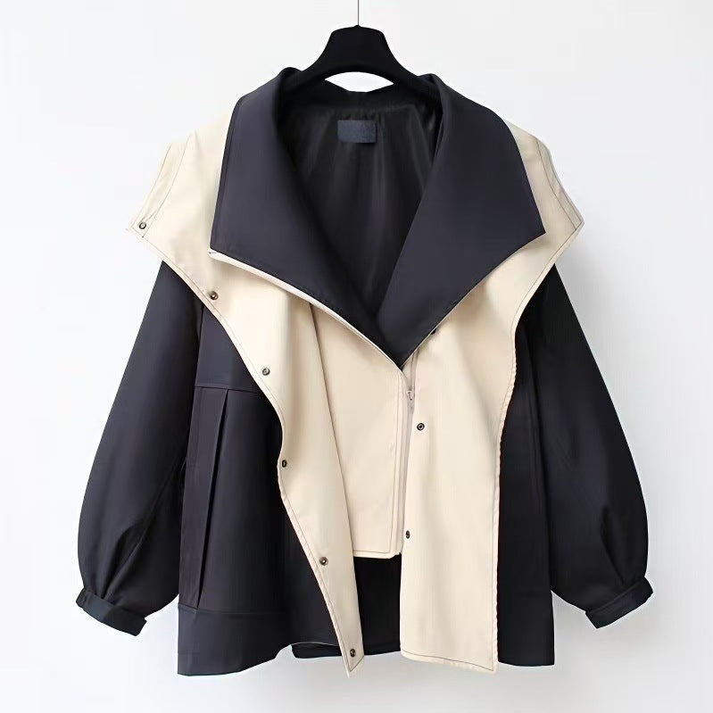 Della Hooded Contrast Zip Jacket in Black