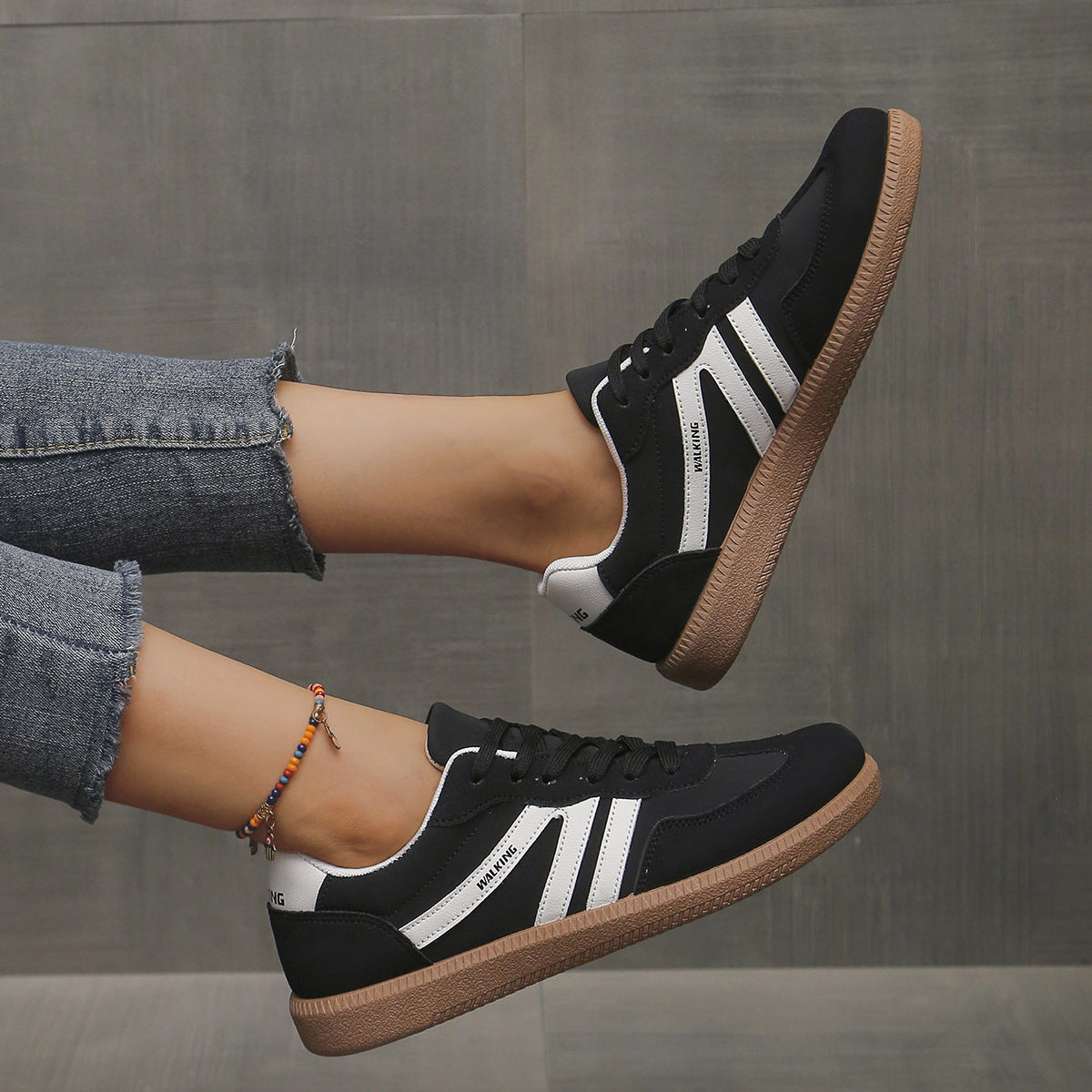 Bella - Comfort Walking Sneakers