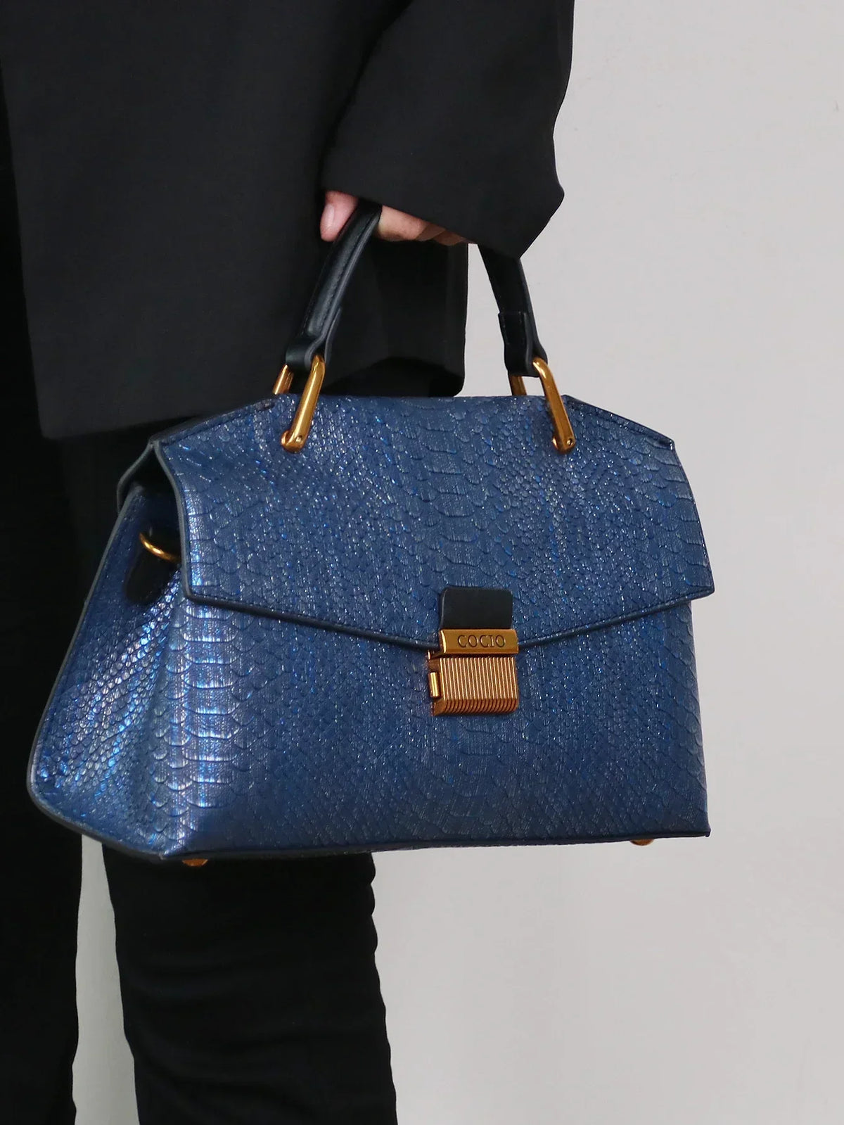 SELENE | PYTHON TOTE