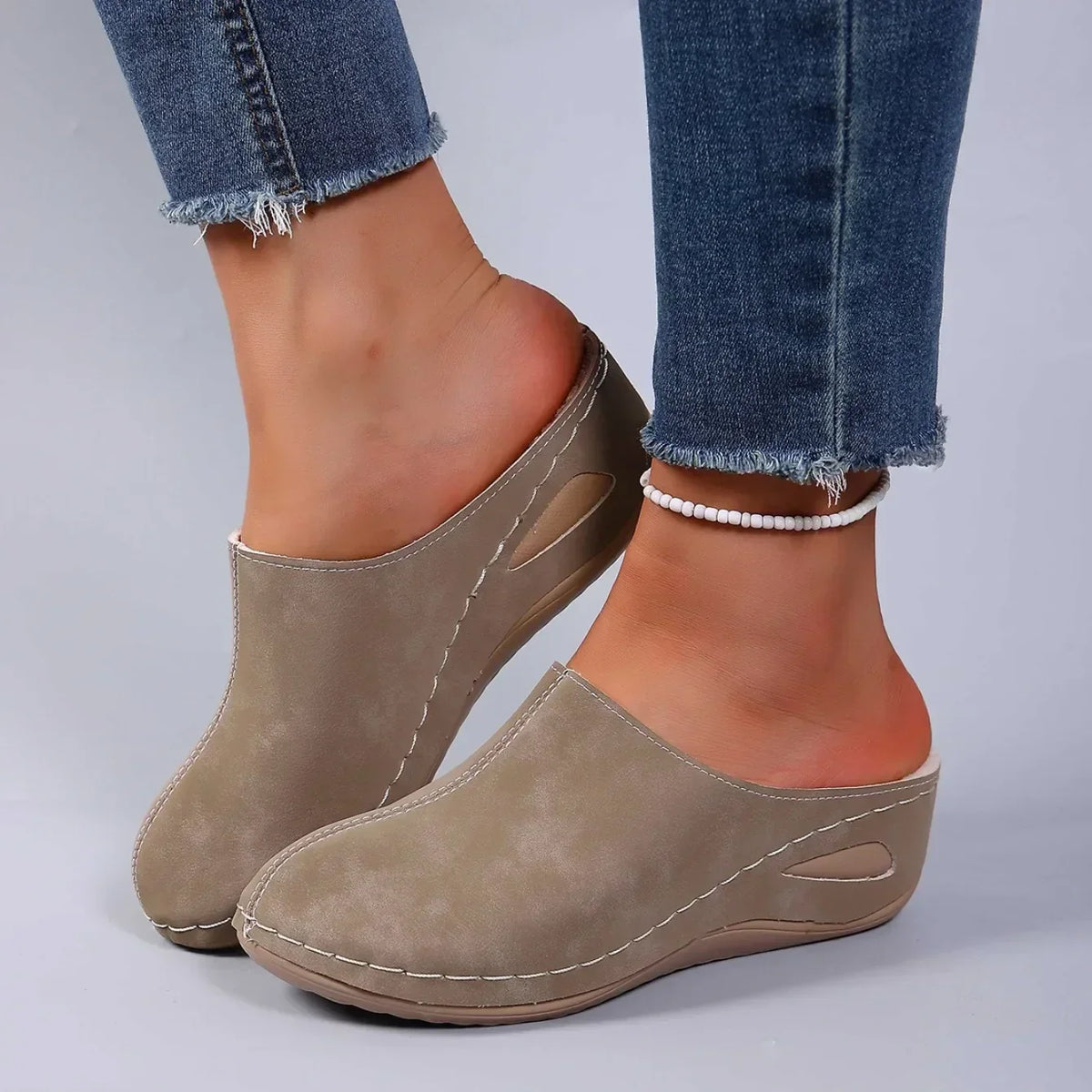 Maureen Cosy Fleece-Lined Mule Slippers in Taupe
