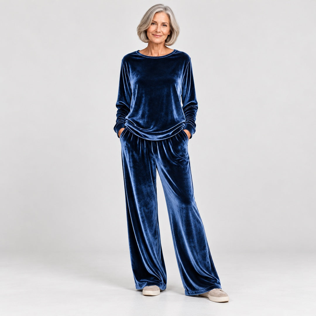 Cynthia velvet set in Navy