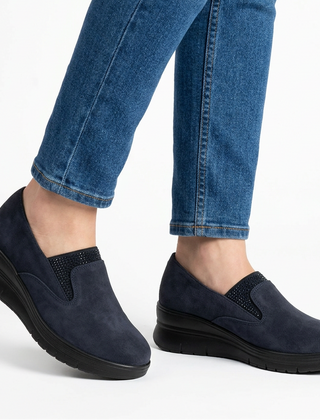 Moira Elastic Wedge Slip-On Shoes in Navy