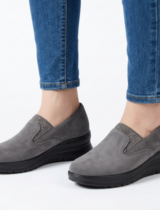 Moira Elastic Wedge Slip-On Shoes in Slate Grey