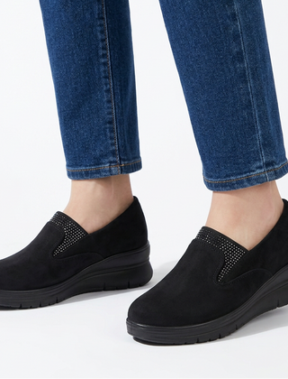 Moira Elastic Wedge Slip-On Shoes in Black