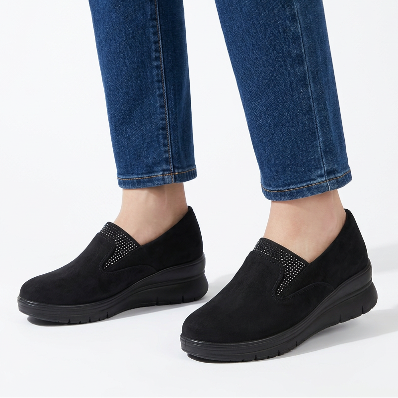 Moira Elastic Wedge Slip-On Shoes in Black