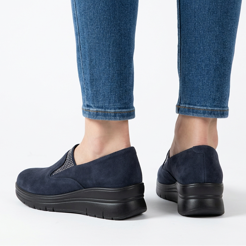 Moira Elastic Wedge Slip-On Shoes in Navy