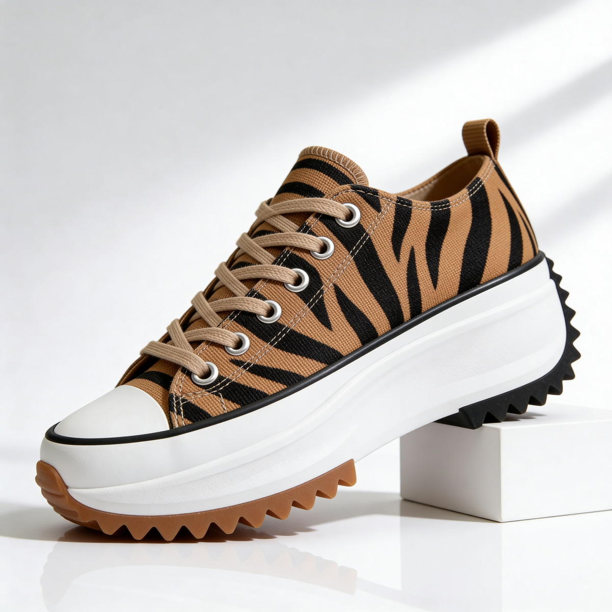 Elsie™ | Everyday Comfort Platform Trainers