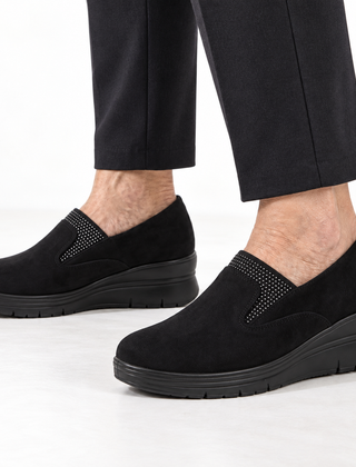 Moira Elastic Wedge Slip-On Shoes in Black